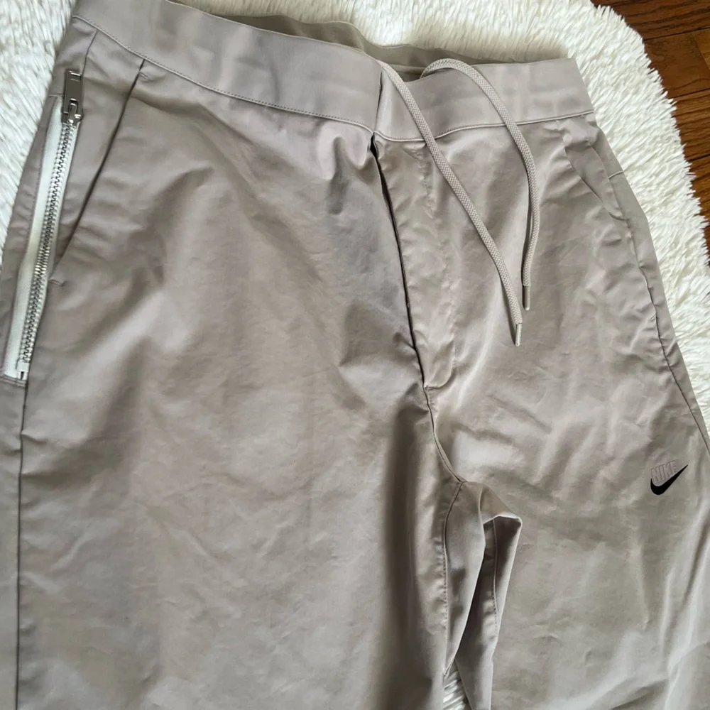 Nike sneaker pant cream‎ color size M